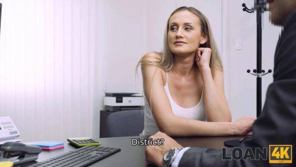 Hot babe gets banged for cash at the credit agency - sexu.com on poweredporn.com