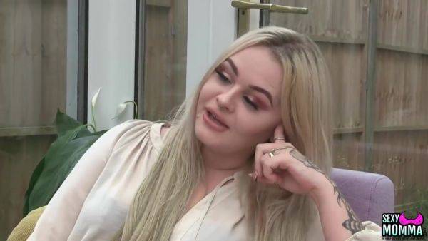 Licks Stepmom Pias Twat! With Lana Rose - hotmovs.com on poweredporn.com