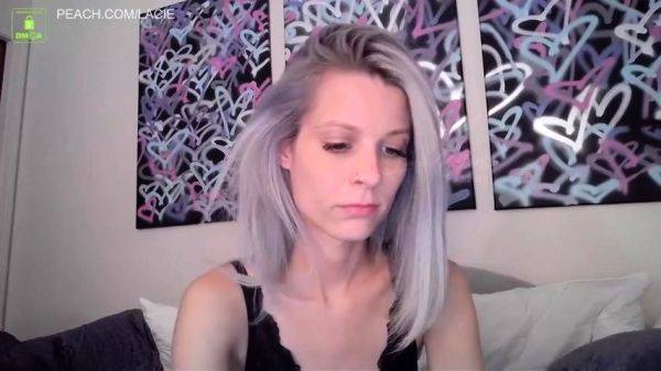 Solo booty assed babe pussy fingering masturbation in hi def - drtuber.com on poweredporn.com