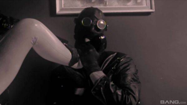 Latex fantasies show nude slut throating the dick like a pro - xbabe.com on poweredporn.com