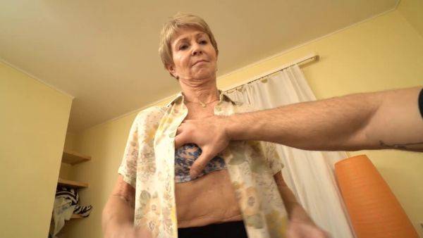 Hot mature babe with tan lines gets drilled by a young stud - sexu.com on poweredporn.com