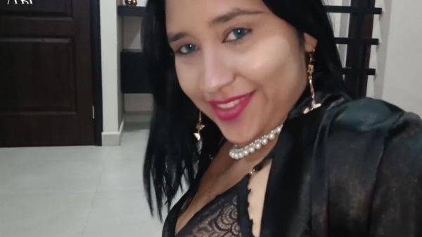 I Showed My Sexy Dance To The Neighbor And We Ended Up Hard - hclips.com - Colombia on poweredporn.com