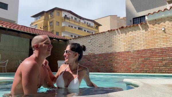 Stepsister Slut Fucks Hard And Unbridled And Shoots Amateur Video - desi-porntube.com - India on poweredporn.com