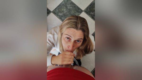 Pizza Deliver - hclips.com on poweredporn.com