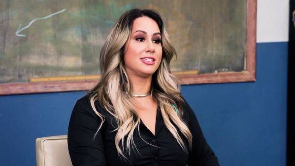 Curvy housewife deep throats principals fat dick - drtuber.com on poweredporn.com