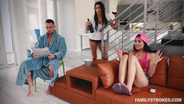 Teen slut fucks with her mom's new boyfriend in really rough modes - xbabe.com on poweredporn.com