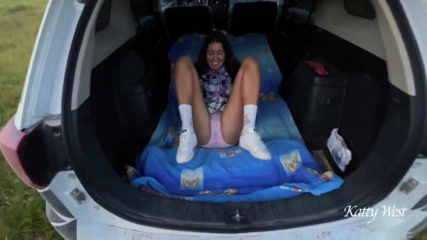 I Gave Her A Lift And Divorced Her For Sex In The Car - hclips.com on poweredporn.com