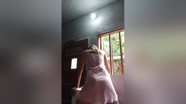 Humping The Corner - hclips.com on poweredporn.com