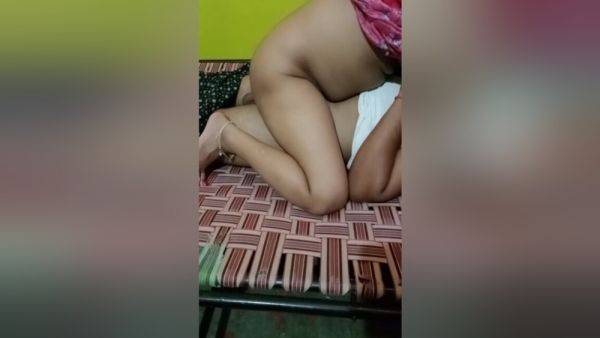 Very Hot Indian Beautiful Bhabhi - desi-porntube.com - India on poweredporn.com