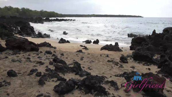 Virtual Vacation With Violet Rain - hotmovs.com on poweredporn.com