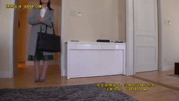 232JTRHREWHGEHJTRSDNM - upornia.com on poweredporn.com