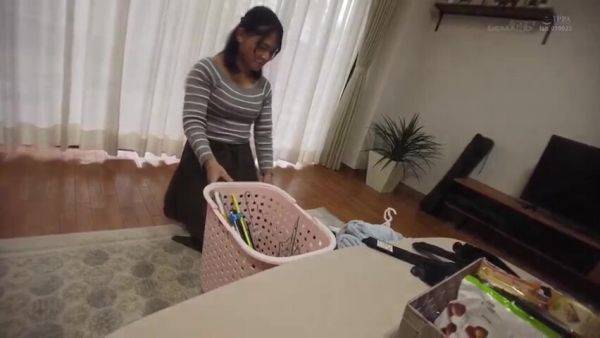 281JTRHREWHGEHJTRSDNM - upornia.com on poweredporn.com