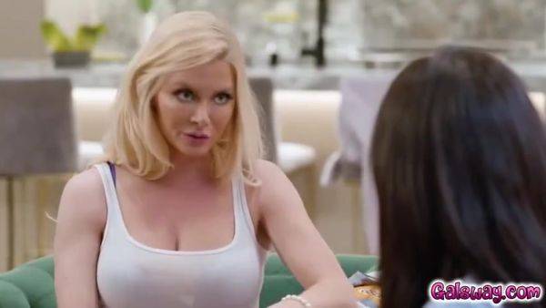 Bella Bends - Returns Home From Work - hotmovs.com on poweredporn.com