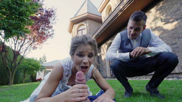 Aroused bride sucks cock and fucks in charming POV perversions - hellporno.com on poweredporn.com