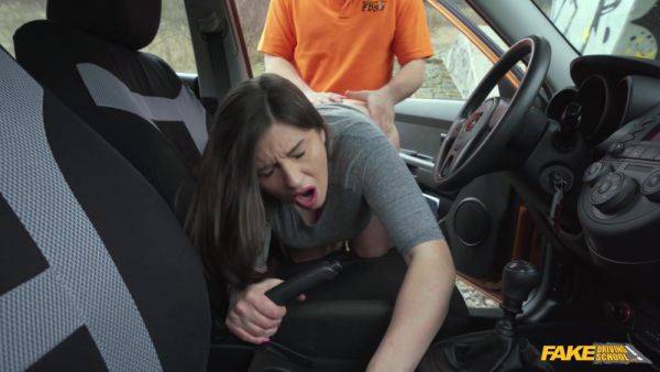 Big ass babe fucked hard by her driving instructor - hellporno.com on poweredporn.com