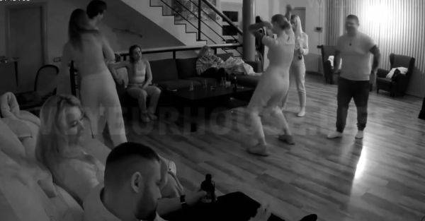 Amateur Hidden Cam with Dildo Wives - drtuber.com on poweredporn.com