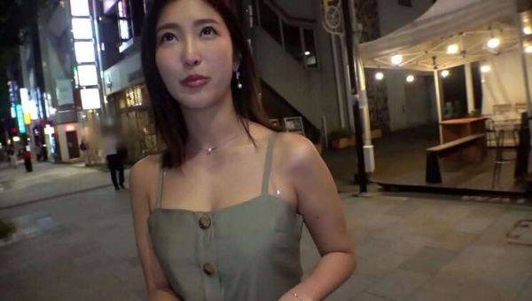 Enthralled by her wholesome brown figure! A sexy celebrity wife with a raunchy appearance gets wild, experiencing intense climax and ejaculation! Part 1 - porntry.com - Japan on poweredporn.com