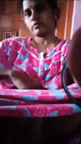 पडोसी की बीवी की गाउन - drtuber.com - India on poweredporn.com