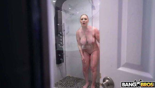 Bang Bus: Jenna Starr, the Curvy Blonde, Gets Freaky with Horny Neighbor Johnny Love and His Enormous Rod - xxxfiles.com on poweredporn.com