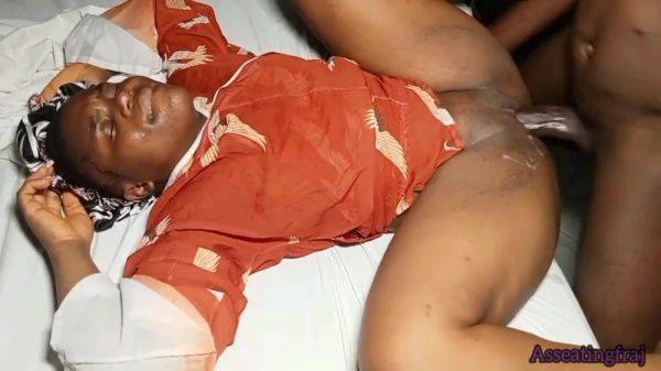 Mummy Too Sex So I Cum - hclips.com on poweredporn.com