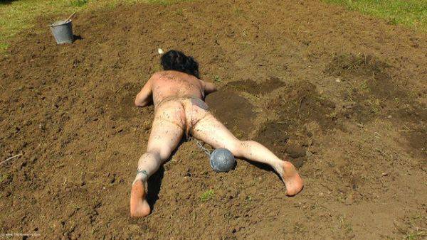 Gardening For Naked Slave Slut Pt3 - hclips.com on poweredporn.com