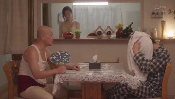 HETHHREWGRHETVBWRROE041 - upornia.com on poweredporn.com