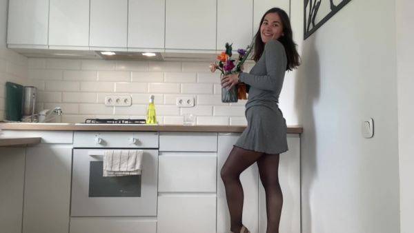 Cleaning The Kitchen In Stockings - hclips.com - Russia on poweredporn.com