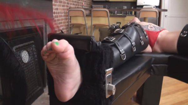 Nothing But Feathers - Taworship - hotmovs.com on poweredporn.com