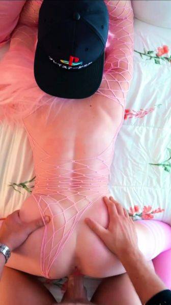 Free Cam Tattooed Teen Nice Ass Doggystyle Fuck - drtuber.com on poweredporn.com