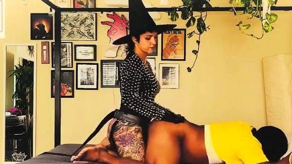 PeggingOnly - Pegged By A Witch - drtuber.com on poweredporn.com