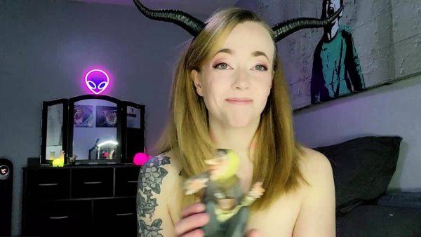 Perfect blond making solo masturbation - drtuber.com on poweredporn.com