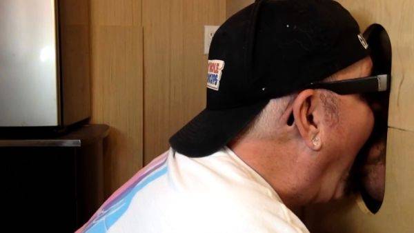 Deepthroat gloryhole DILF throatfucked - drtuber.com on poweredporn.com