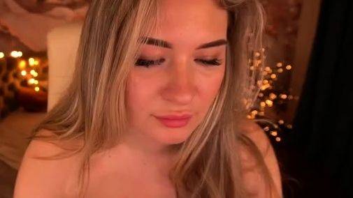 Perfect blond making solo masturbation - drtuber.com on poweredporn.com