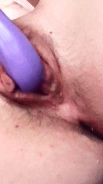 Play with my pussy with my purple vibrator - drtuber.com on poweredporn.com