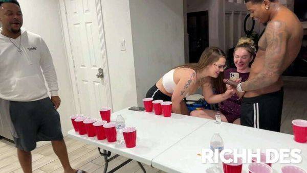 He Missed The Shot on Purpose to Suck His BBC: Richh Des, Aria Six & Gucci Third Leg - veryfreeporn.com on poweredporn.com