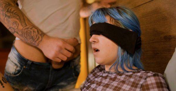 Surprise fuck for this amateur teen after she gives blowjob - alphaporno.com on poweredporn.com