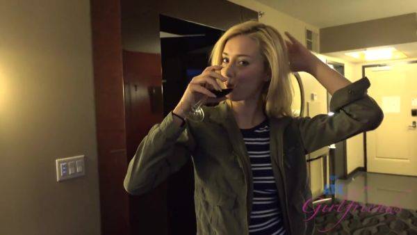 Virtual Vacation In Las Vegas With Sweet Haley Reed 1/3 - hotmovs.com - Usa on poweredporn.com