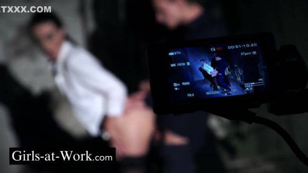 Intense Double Penetration With A Sexy Brunette - hotmovs.com on poweredporn.com