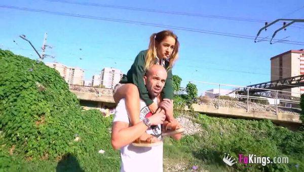 Petite babe Munequita from Bilbao enjoys PUBLIC BLOWJOBS! With special guest, Potro. Also featured: amateur, brunette, public sex, European, Reality, facesitting, vintage, and midget. - porntry.com - Spain on poweredporn.com