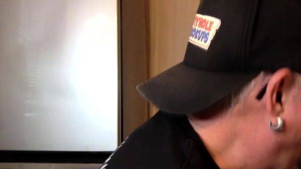 Glory home amateur date with DILF - drtuber.com on poweredporn.com