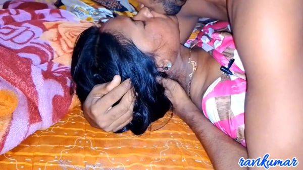 Chudkar Aunty Ko Bohat Kissed Raat Me - Li Ya - desi-porntube.com on poweredporn.com