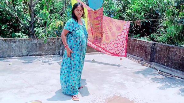 Desi Indian Bhabhi Gets Fucked By Ac Mechanic - desi-porntube.com - India on poweredporn.com