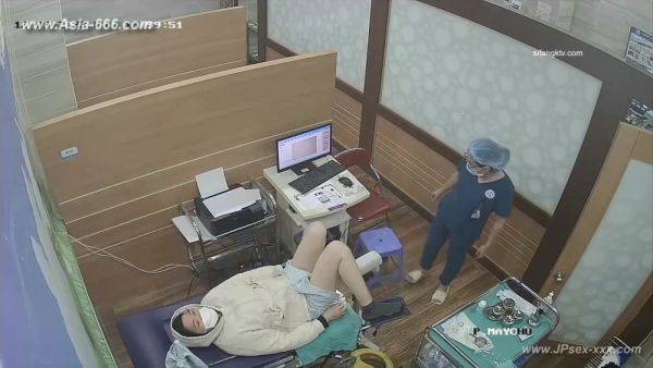 Peeping Hospital patient.27 - hotmovs.com - China on poweredporn.com