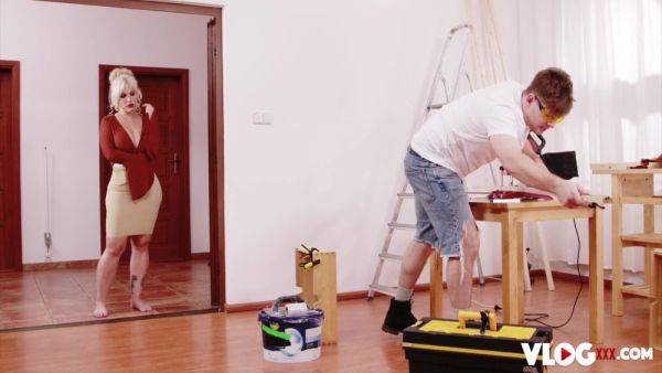 Hot Licks Shaved Pussy Before Hard Pounding - Blondie Fesser - upornia.com on poweredporn.com