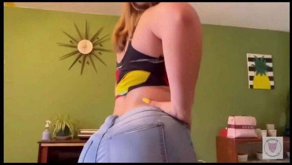 Imyouxxx & Yeence: She Swallows My Load Before Departing - porntry.com on poweredporn.com