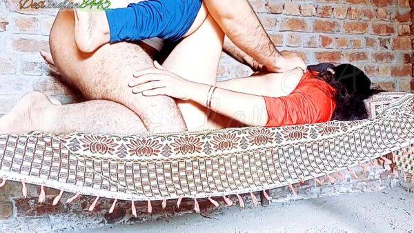 Beautiful Indian Girlfriend Having Sex With Boyfriend - desi-porntube.com - India on poweredporn.com