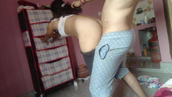 Hot Gym Training At Home Hindi Desi Audio! - desi-porntube.com - India on poweredporn.com