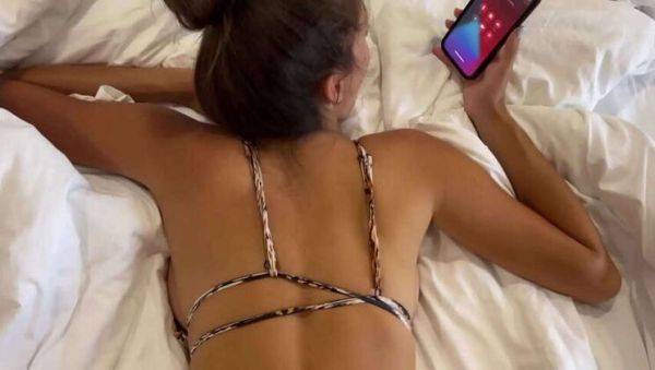 Teen Gets Creampie While Riding Big Cock, Talking on Phone - porntry.com on poweredporn.com