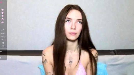 Mira amateur teen naked babe - drtuber.com on poweredporn.com