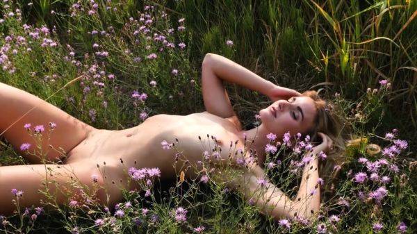 Wild blonde Anna Katarina looks amazing - drtuber.com on poweredporn.com